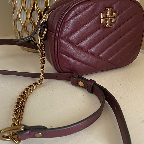 Brand new Tory Burch crossbody - Picture 3 of 8